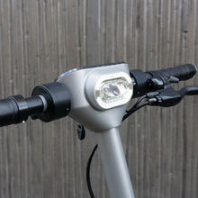 將圖片載入圖庫檢視器 YEEP.ME 85 signature 法國電動滑板車
